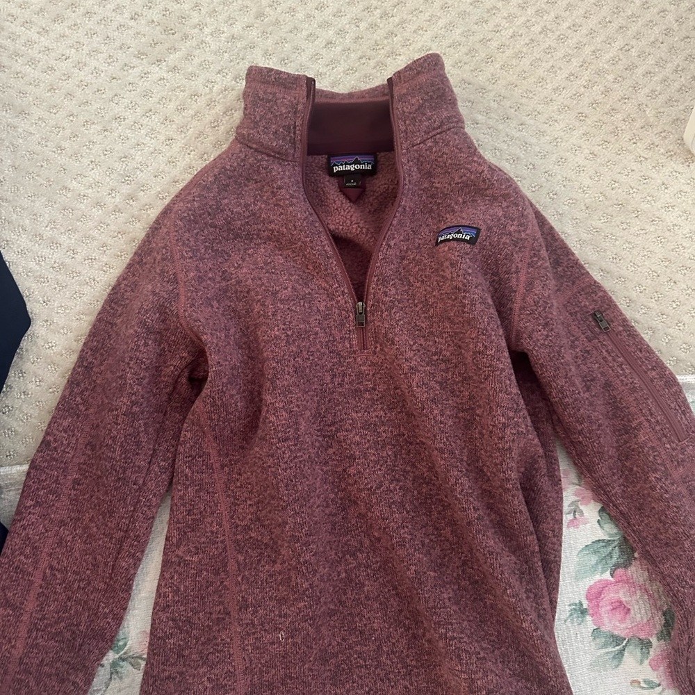 Patagonia Women's Heathered Wine Quarter-Zip Fleece Pullover